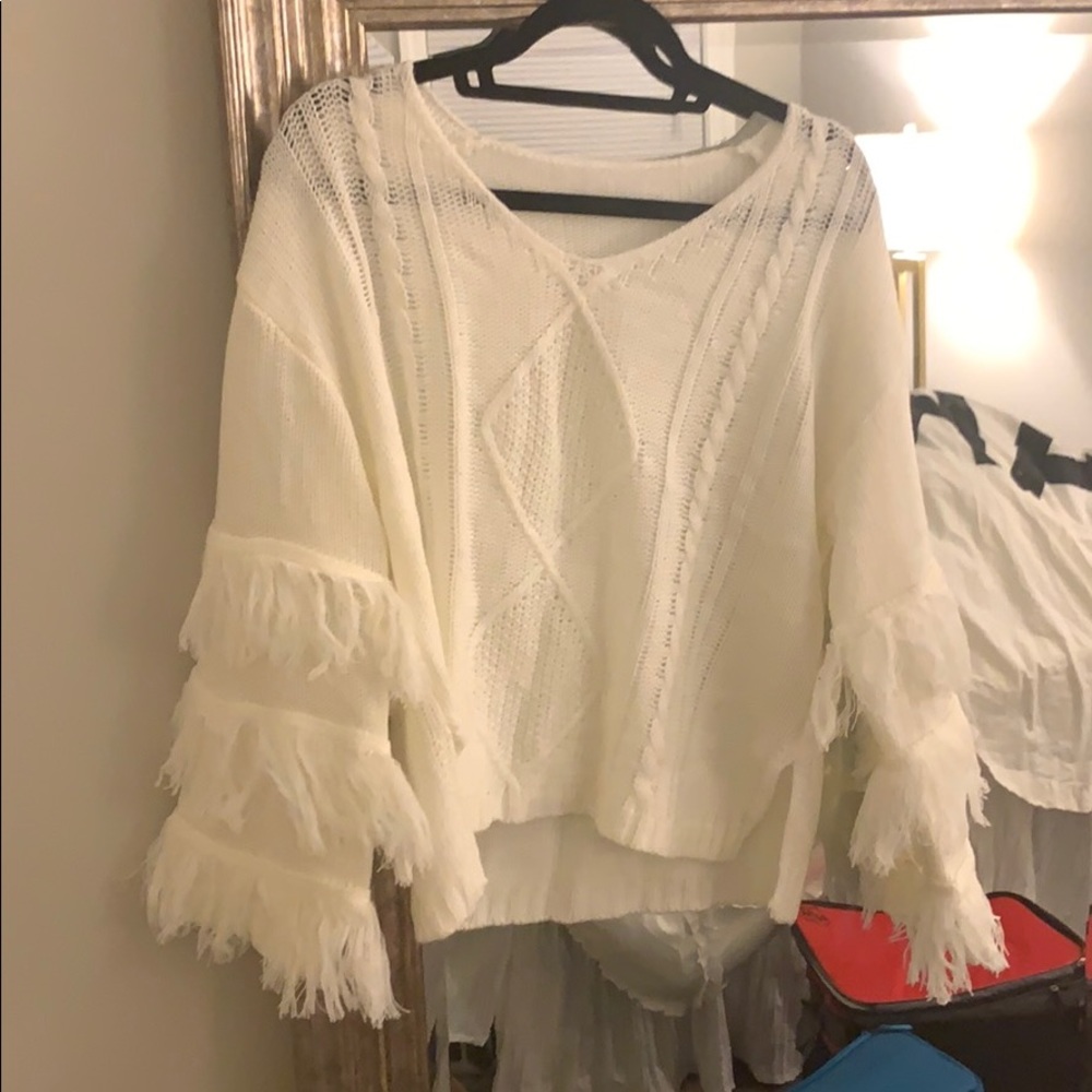 Super cute sweater!